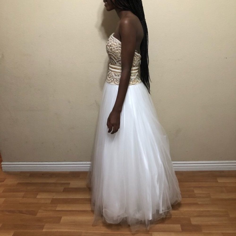 Madison James Strapless Prom Dress Size 2 - Picture 3 of 16